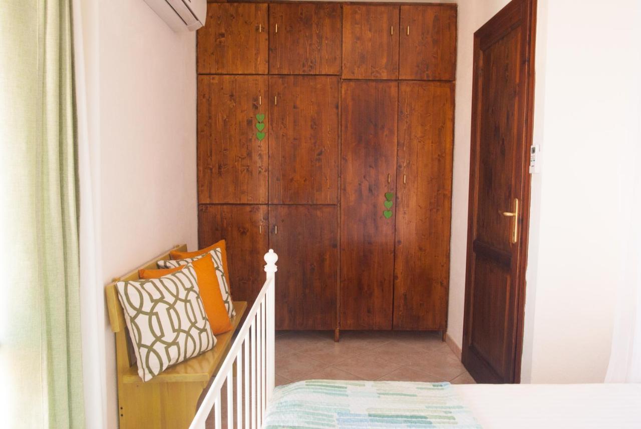 Casa Danilo Apartment San Teodoro  Luaran gambar