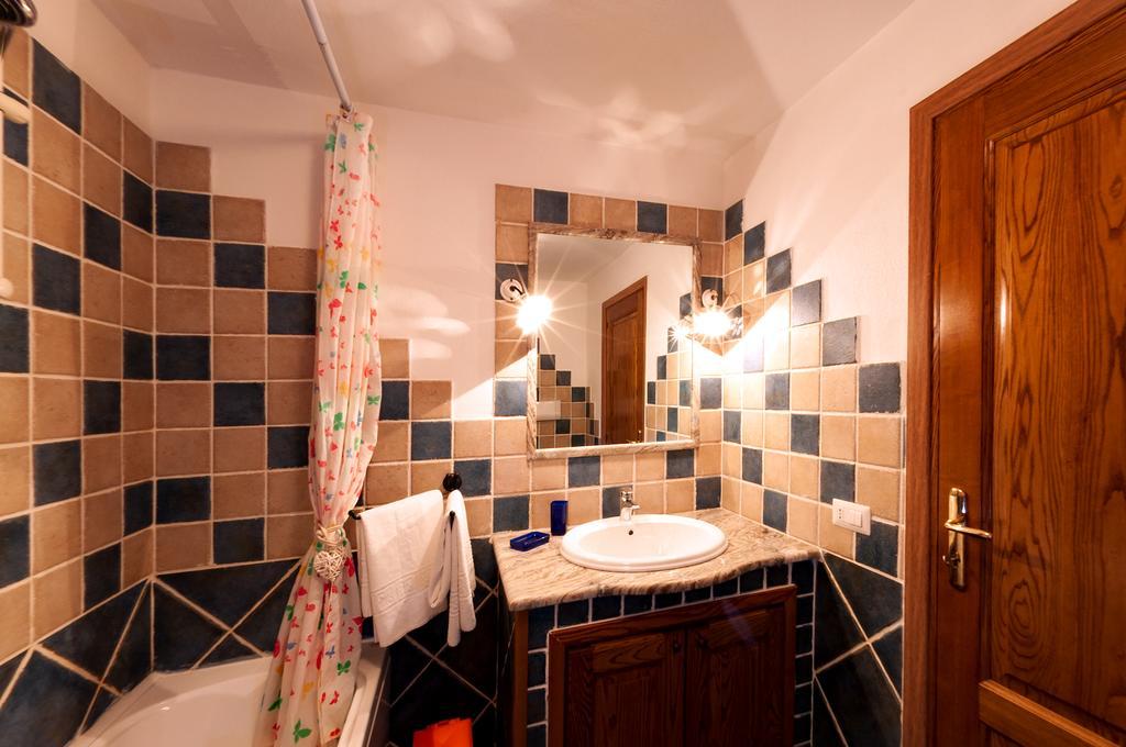 Casa Danilo Apartment San Teodoro  Luaran gambar