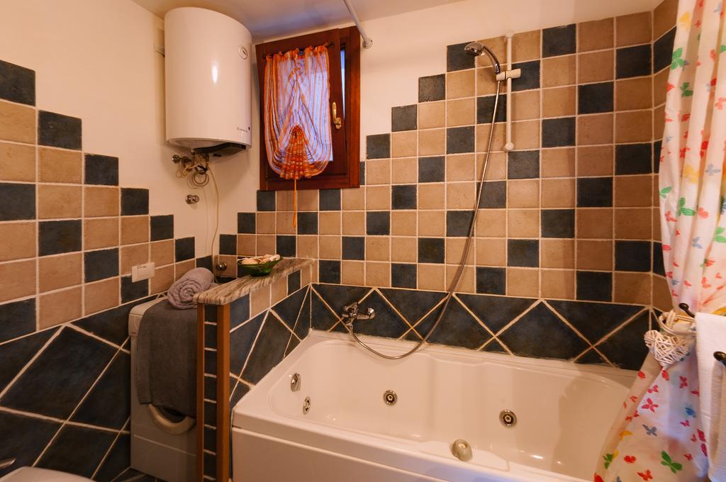 Casa Danilo Apartment San Teodoro  Luaran gambar