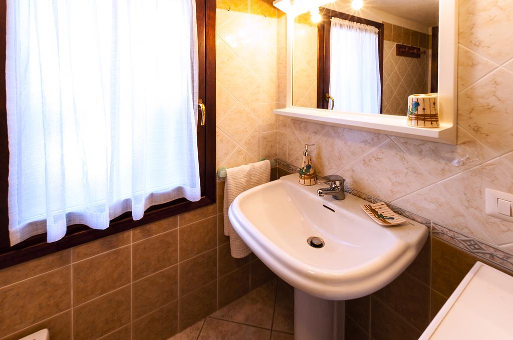 Casa Danilo Apartment San Teodoro  Luaran gambar